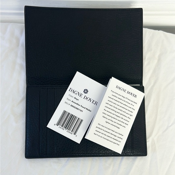 NWT Dagne Dover Black Leather Wallet - Picture 5 of 6